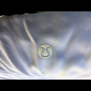 lululemon athletica Tops - Lululemon White Flowing Tank lululemon athletica Tops - Lululemon White Flowing Tank